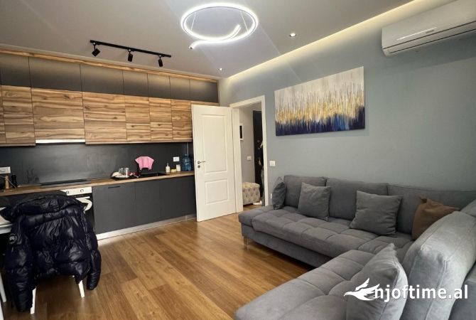 Shtepi ne shitje 1+1 ne Tirane - 90,000 Euro