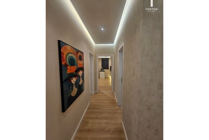 Shtepi ne shitje 2+1 ne Tirane - 265,000 Euro