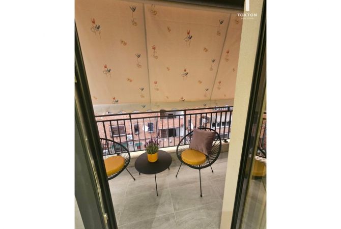 Shtepi ne shitje Apartament ne Tirane, 2+1, Mobilimi E mobiluar, Pagesa 265,000  Euro.