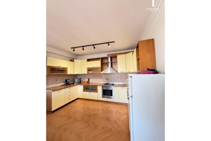 Shtepi ne shitje 2+1 ne Tirane - 168,000 Euro