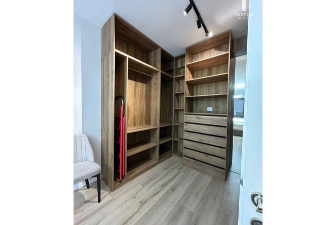 Shtepi me qera Apartament ne Tirane, 2+1, Mobilimi E mobiluar, Pagesa 1,000  Euro.