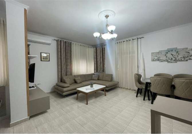 Shtepi me qera 2+1 ne Tirane - 500 Euro