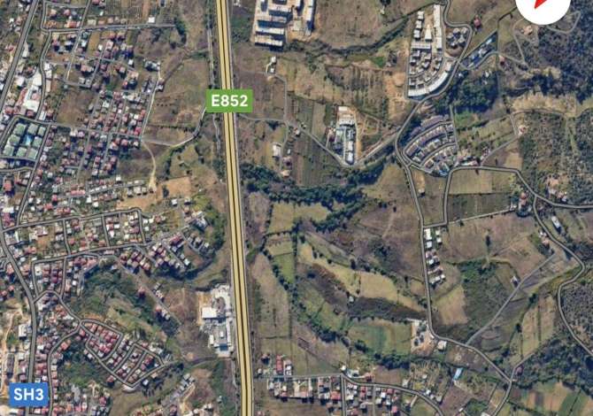 Truall ose Toke ne Tirane - 168,000 Euro