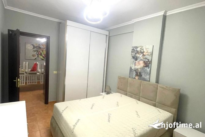 Shtepi me qera 1+1 ne Tirane - 400 Euro