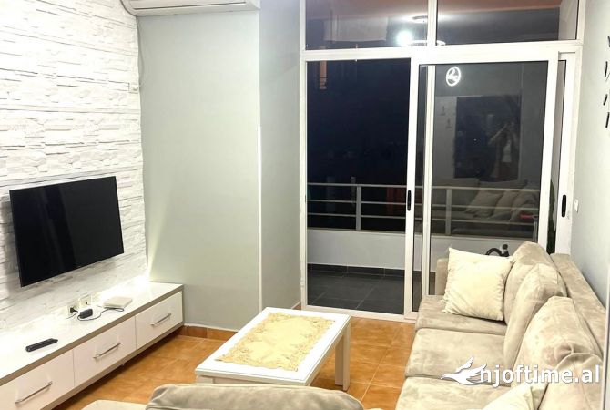 Shtepi me qera 1+1 ne Tirane - 400 Euro
