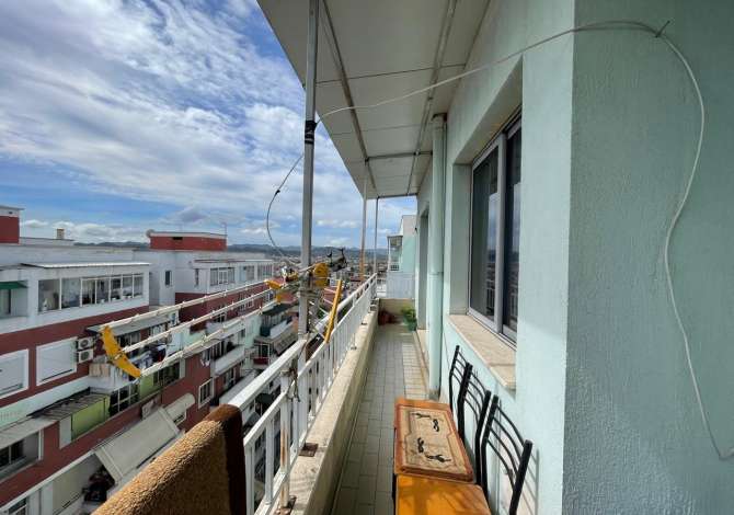 Shtepi ne shitje Apartament ne Tirane, 2+1, Mobilimi E mobiluar, Pagesa 75,000  Euro.