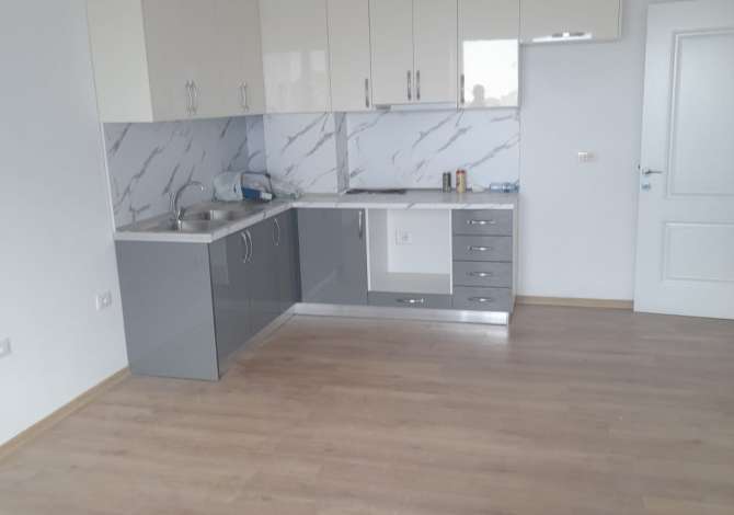 Shtepi me qera 2+1 ne Tirane - 30,000 Leke