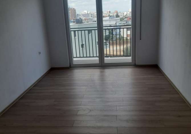 Shtepi me qera 2+1 ne Tirane - 30,000 Leke