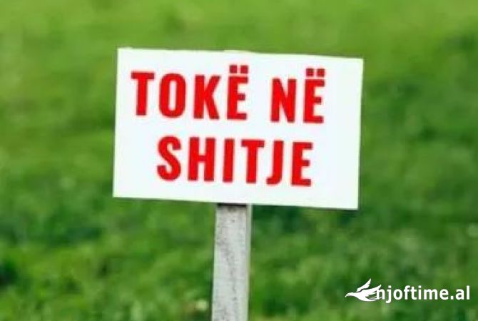 Truall ose Toke  ne Tirane - 25,000 Euro