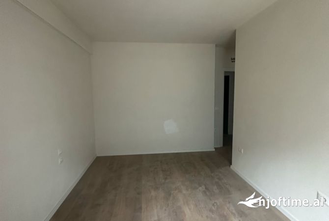 Shtepi ne shitje 2+1 ne Tirane - 180,000 Euro