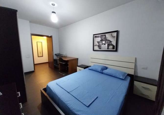 Shtepi me qera 2+1 ne Tirane - 650 Euro