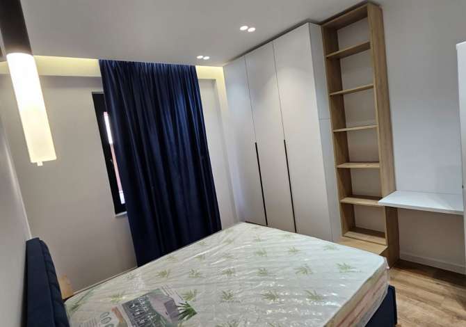 Shtepi me qera Apartament ne Tirane, 2+1, Mobilimi E mobiluar, Pagesa 600  Euro.