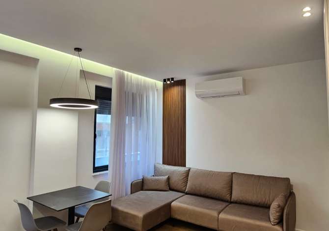 Shtepi me qera 2+1 ne Tirane - 600 Euro