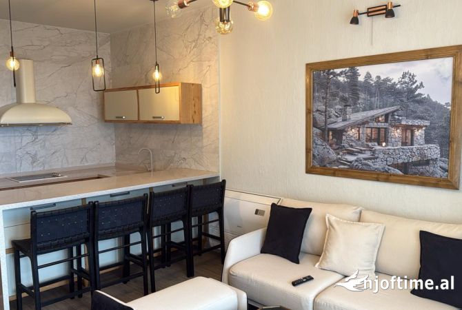 Shtepi me qera Apartament ne Tirane, 2+1, Mobilimi E mobiluar, Pagesa 700  Euro.