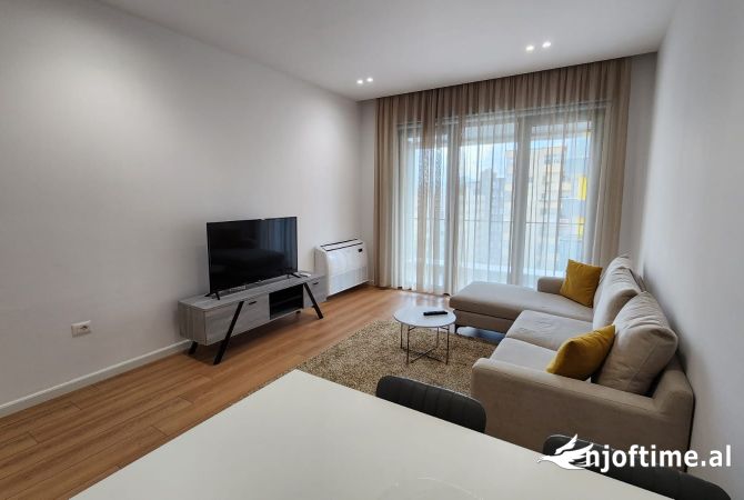 Shtepi me qera 1+1 ne Tirane - 750 Euro