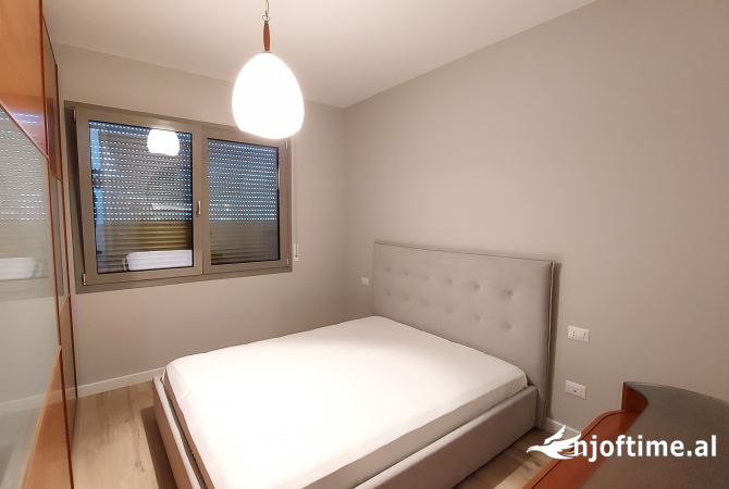 Shtepi me qera Apartament ne Tirane, 1+1, Mobilimi E mobiluar, Pagesa 500  Euro.