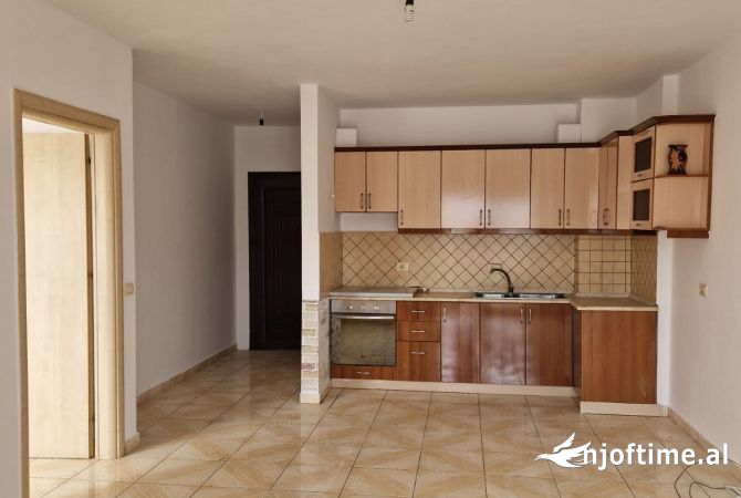 Casa in vendita 1+1 a Tirana - 65,000 Euro