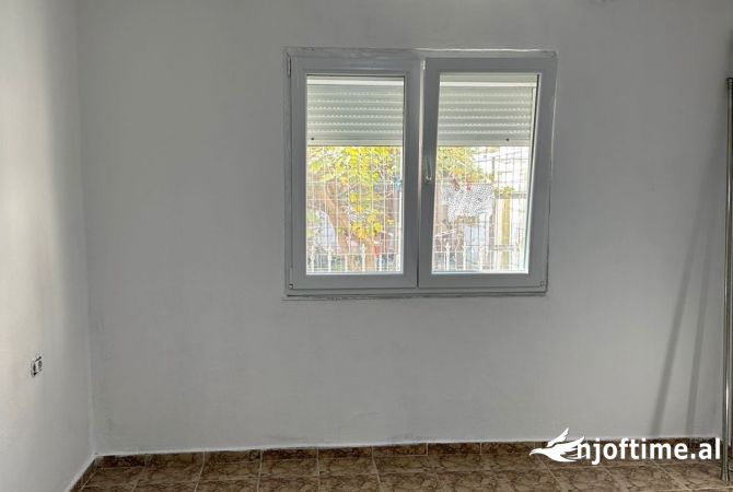 Shtepi ne shitje 1+1 ne Tirane - 63,000 Euro