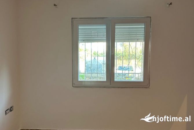 Shtepi ne shitje 1+1 ne Tirane - 63,000 Euro