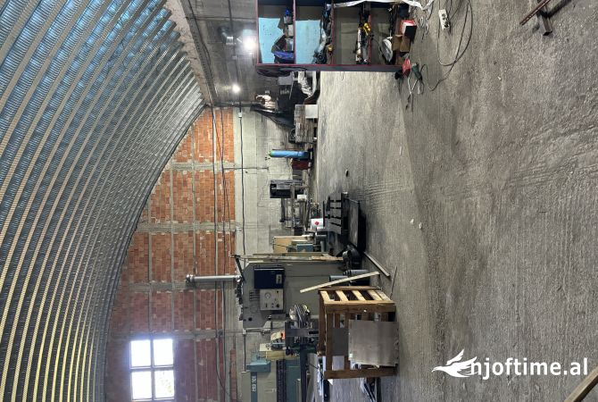 Ambient biznesi me qera 6+1 ne Tirane - 1,600 Euro