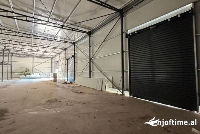 Ambient biznesi me qera 4+1 ne Tirane - 2,500 Euro