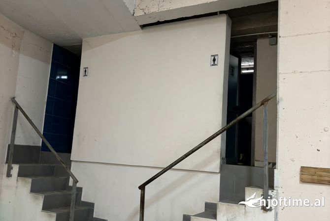 Magazine me qira ne Kombinat