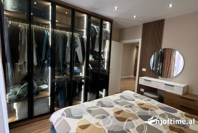 Shtepi me qera Apartament ne Tirane, 1+1, Mobilimi E mobiluar, Pagesa 600  Euro.