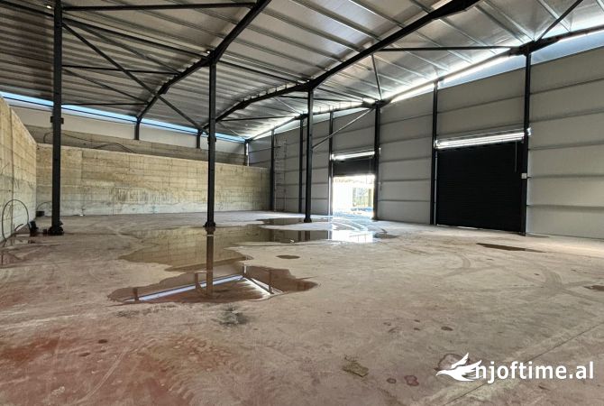 Ambient biznesi me qera 4+1 ne Tirane - 5,500 Euro