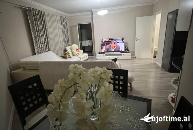 Shtepi ne shitje 2+1 ne Tirane - 210,000 Euro