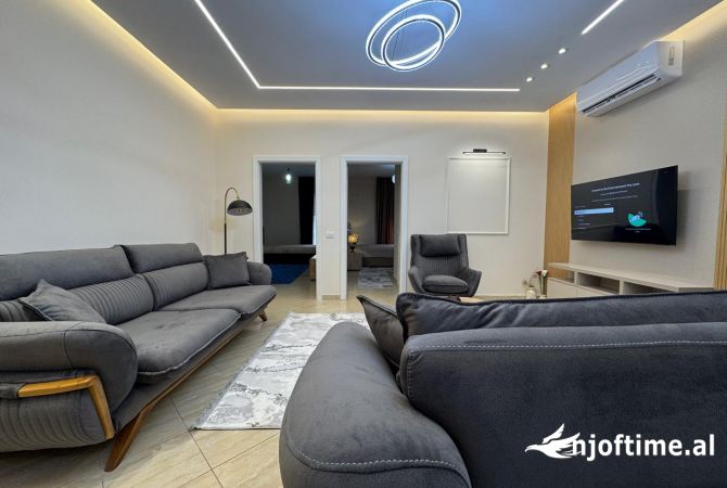 Shtepi me qera Apartament ne Tirane, 2+1, Mobilimi E mobiluar, Pagesa 500  Euro.