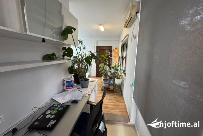 Ambient biznesi me qera 1+1 ne Tirane - 550 Euro