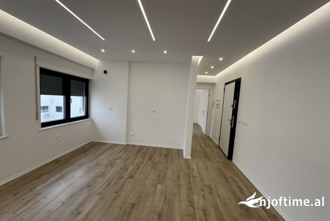 Shtepi ne shitje 1+1 ne Tirane - 130,000 Euro