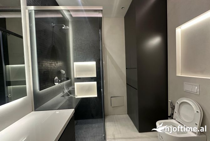 Appartamento in affitto a Tirana 1+1, Arredato