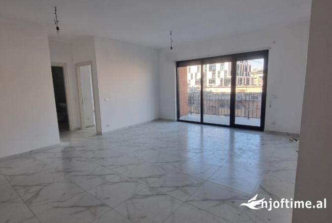 Shtepi me qera 2+1 ne Tirane - 800 Euro