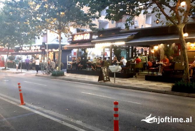 Ambient biznesi ne shitje 1+1 ne Tirane - 198,900 Euro