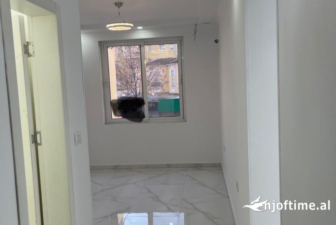 Shtepi ne shitje 1+1 ne Tirane - 134,900 Euro