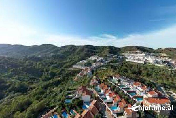 Shtepi ne shitje 4+1 ne Tirane - 389,900 Euro