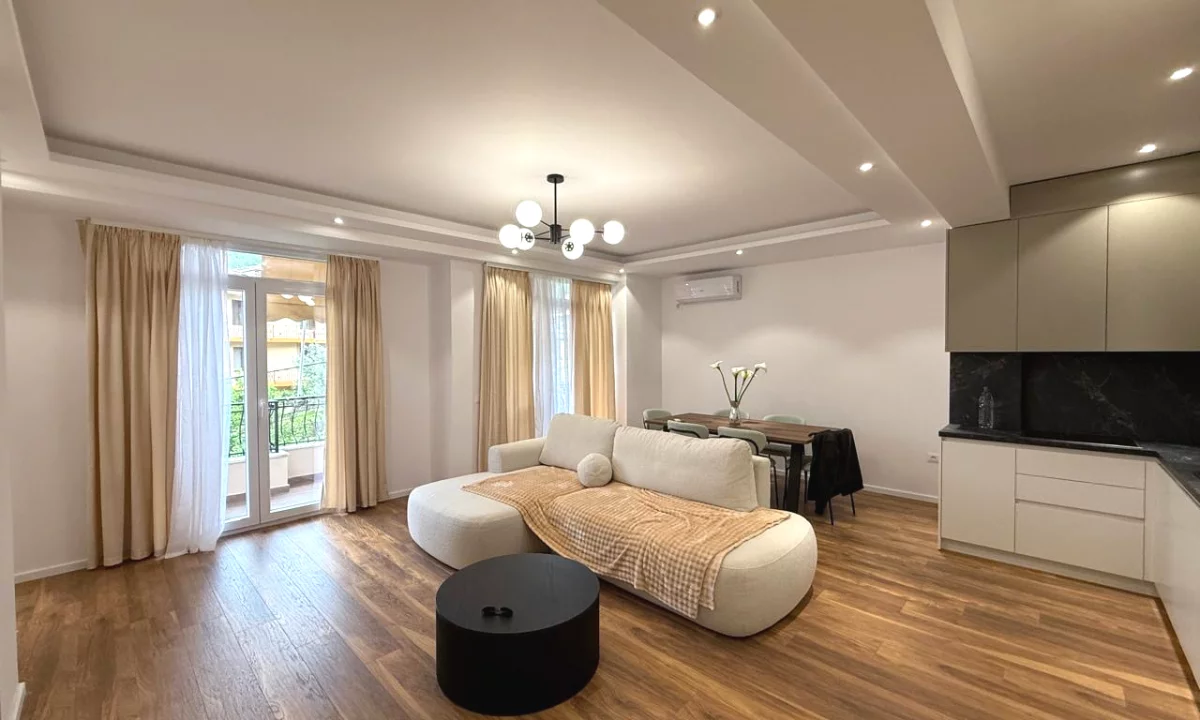 Shtepi me qera Apartament ne Tirane, 1+1, Mobilimi E mobiluar, Pagesa 550  Euro.