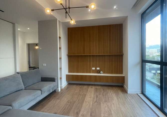 Shtepi me qera 2+1 ne Tirane - 700 Euro