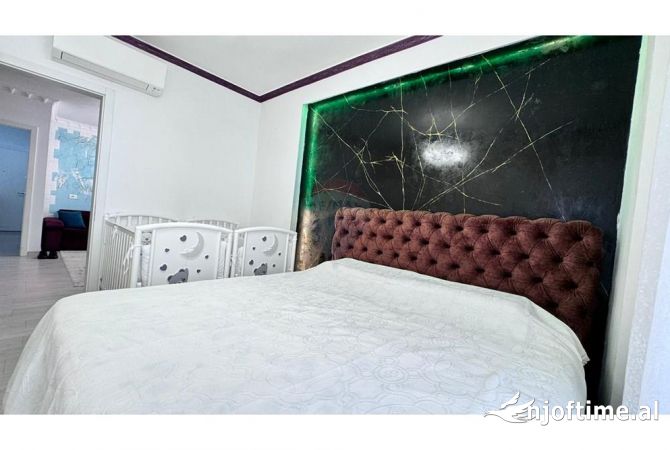 Shtepi me qera 2+1 ne Tirane - 700 Euro