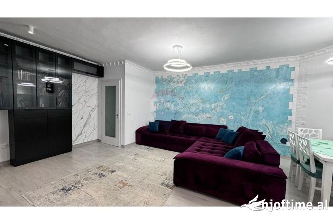 Shtepi me qera 2+1 ne Tirane - 700 Euro