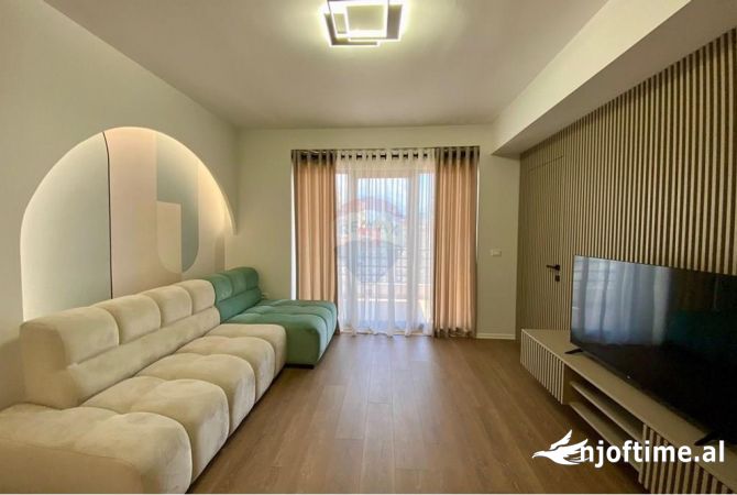 Shtepi ne shitje 2+1 ne Tirane - 275,000 Euro