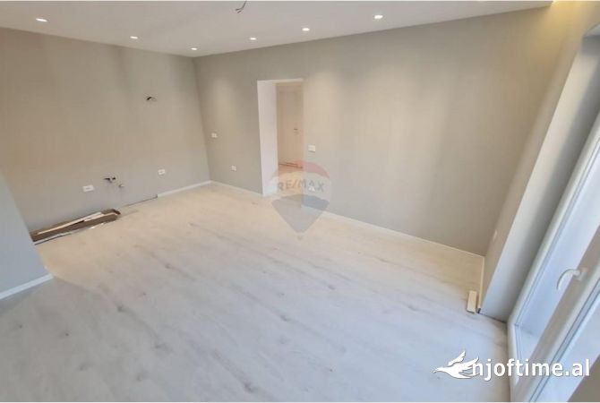 Shtepi ne shitje 1+1 ne Tirane - 127,000 Euro