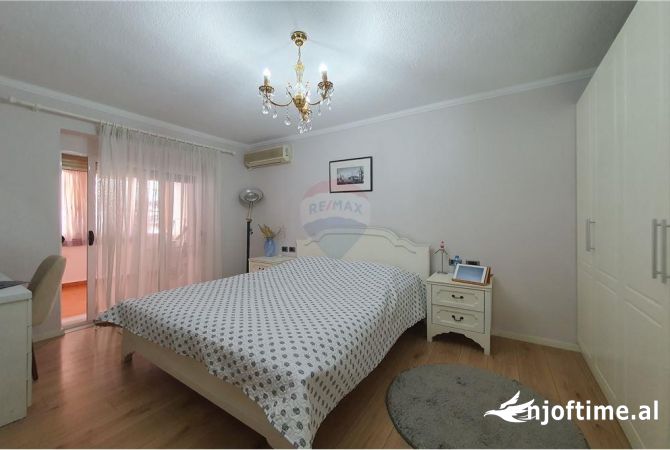 Shtepi me qera 2+1 ne Tirane - 700 Euro