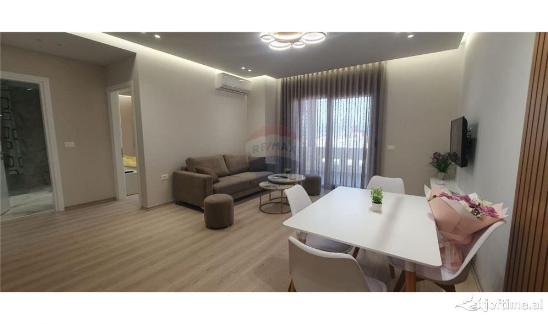 Shtepi me qera Apartament ne Tirane, 1+1, Mobilimi E mobiluar, Pagesa 650  Euro.