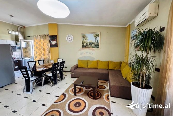 Shtepi me qera 2+1 ne Tirane - 700 Euro