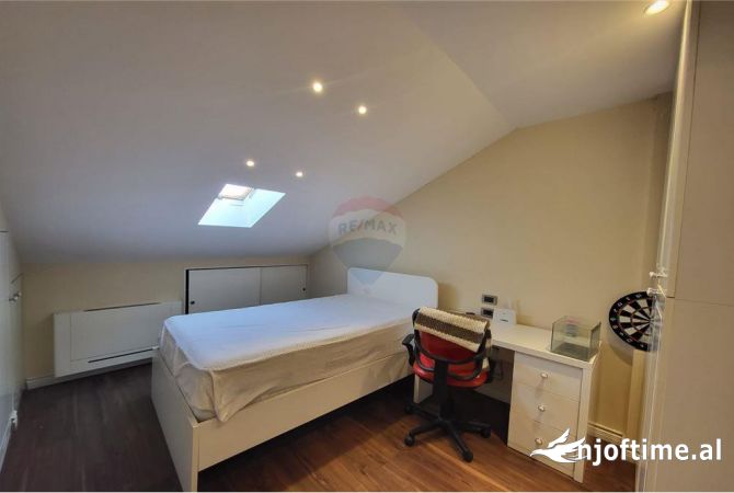 Shtepi me qera Apartament ne Tirane, 2+1, Mobilimi E mobiluar, Pagesa 750  Euro.