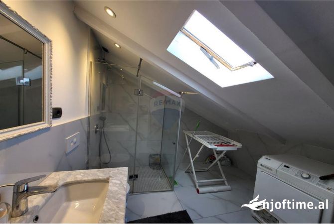 Shtepi me qera Apartament ne Tirane, 2+1, Mobilimi E mobiluar, Pagesa 750  Euro.