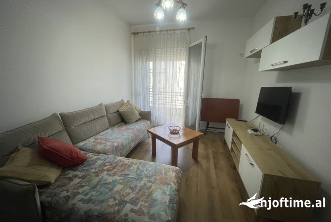 Shtepi me qera 1+1 ne Tirane - 600 Euro