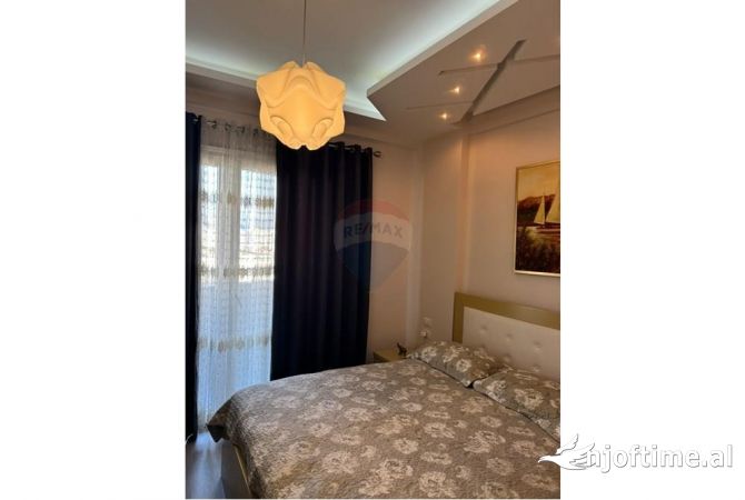 Shtepi me qera 1+1 ne Tirane - 750 Euro